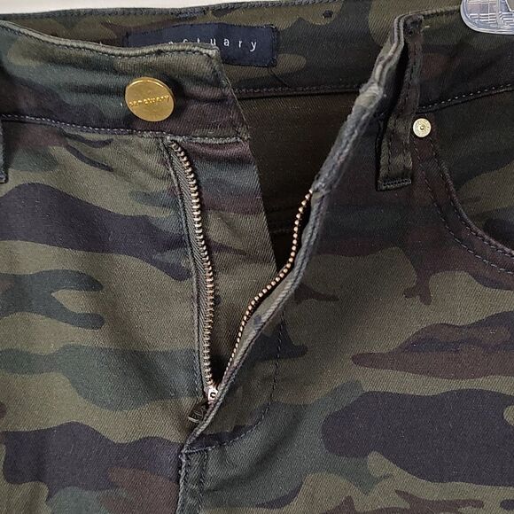 Sanctuary Camo Asymmetrical Frayed Hem Mini Skirt Size 28 - Picture 3 of 13